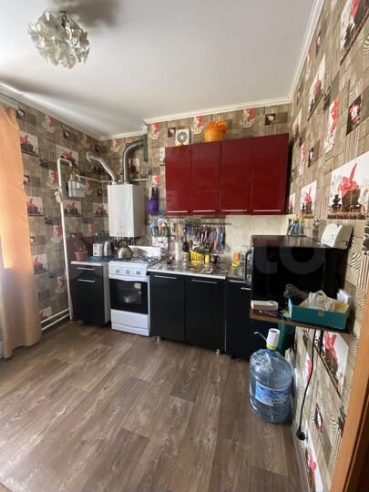 2-к. квартира, 46 м², 3/3 эт.