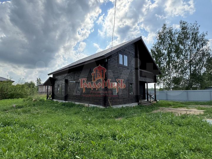 Дом 230 м² на участке 10 сот.