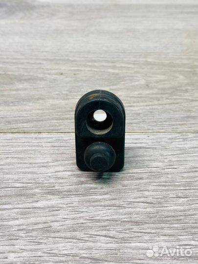 Концевик двери hyundai solaris 1 рест 1.4 MT седан