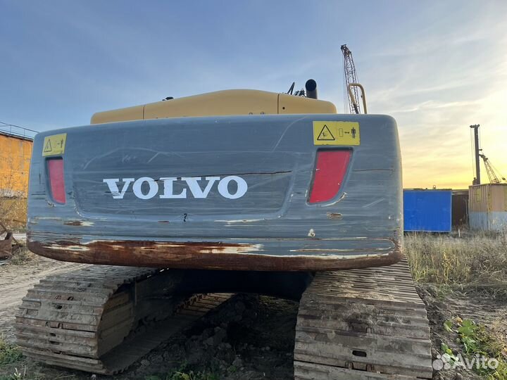 Гусеничный экскаватор Volvo EC290B LC Prime, 2010