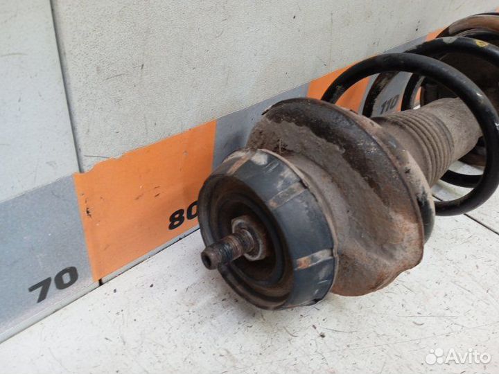 Амортизатор передний Nissan Almera G15 1.6 2014