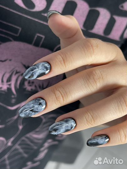 Маникюр педикюр