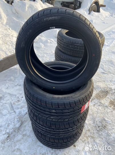 Three-A P606 195/45 R16