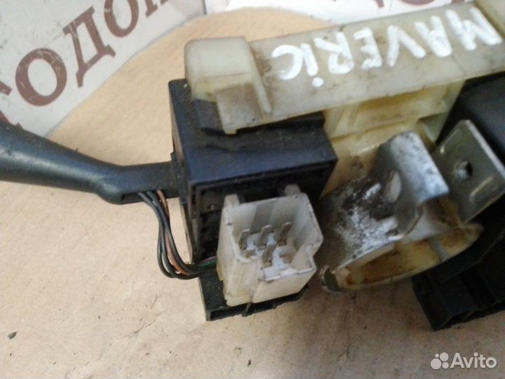 Подрулевой переключатель Ford Maverick 2.7TD