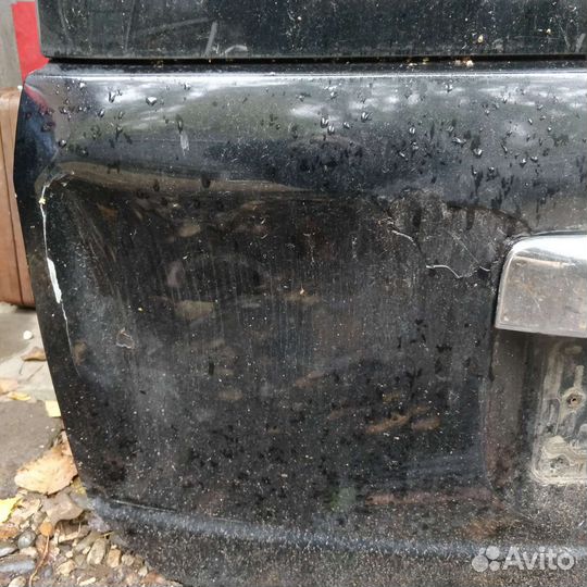 Дверь багажника