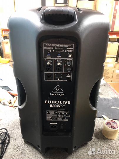 Акустическая система Behringer B115W (арт. 306795)