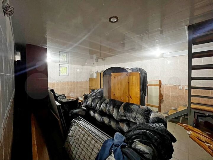 Дом 325 м² на участке 5,6 сот.