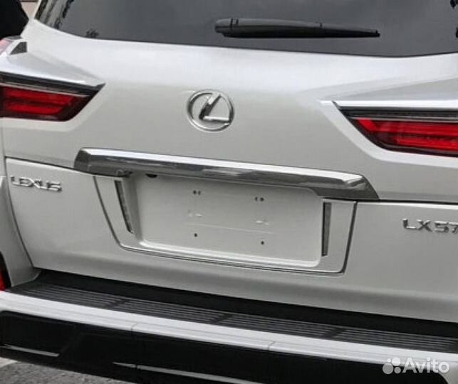 Lexus LX570 16+ Накладка под номер Superior S7HE6