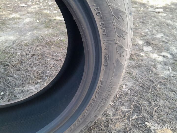 Hankook Winter I'Cept IZ2 205/55 R16 94T