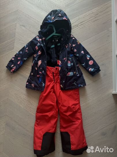 Верхняя одежда на девочку