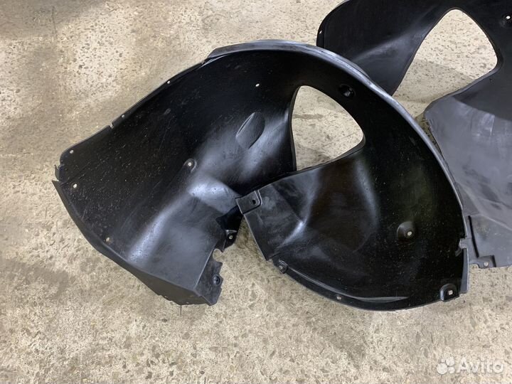 Передние подкрылки BMW E39 рестайлинг