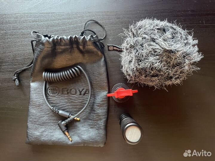 Микрофон накамерный Boya BY-MM1