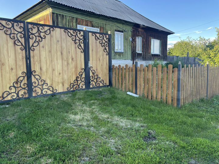 2-к. квартира, 40 м², 1/1 эт.