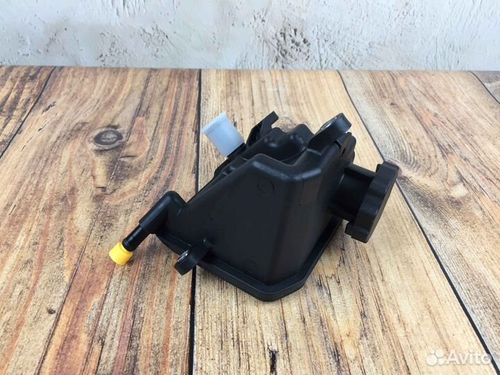 Бачок гидроусилителя руля Mercedes X164 (дизель)