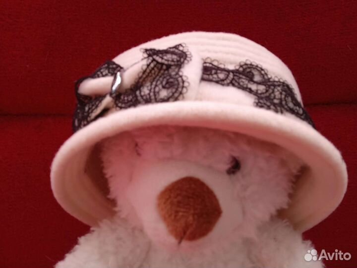 Шляпка минима Италия