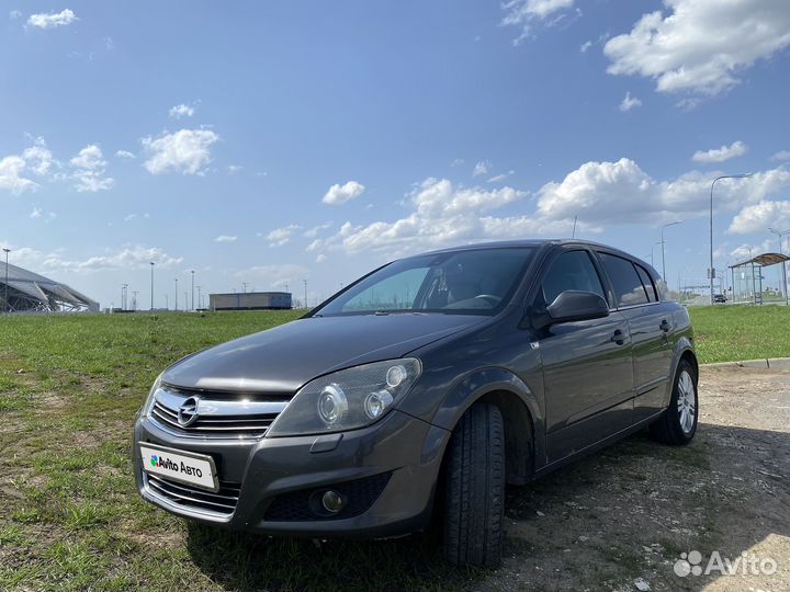 Opel Astra 1.6 МТ, 2012, 177 000 км