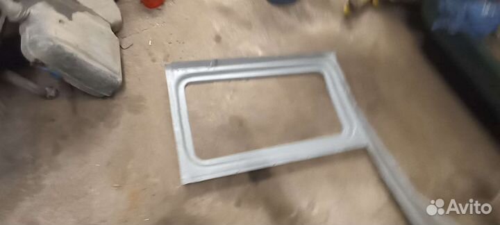 Обшивка салона левая vw transporter t5