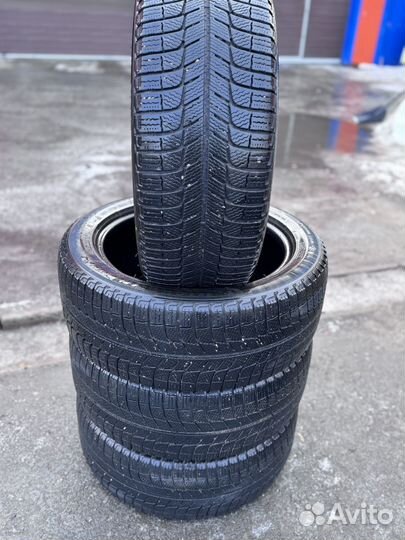 Michelin X-Ice 3 215/50 R17 95H