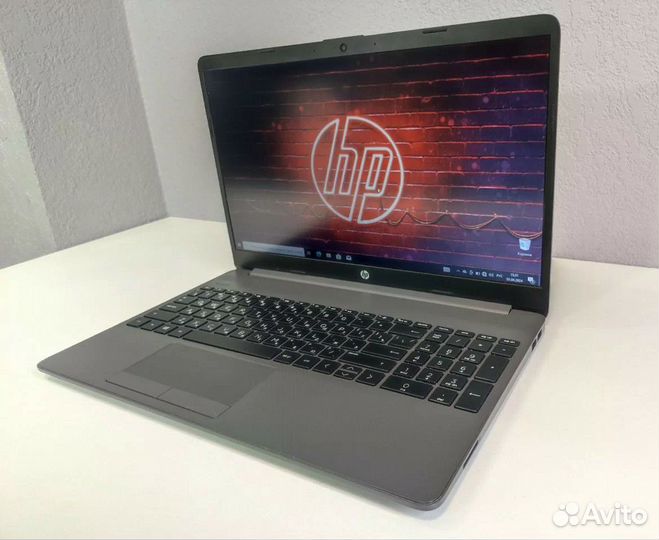 Ноутбук HP 255 / Ryzen 3 / ssd-шка / 8Gb ddr4