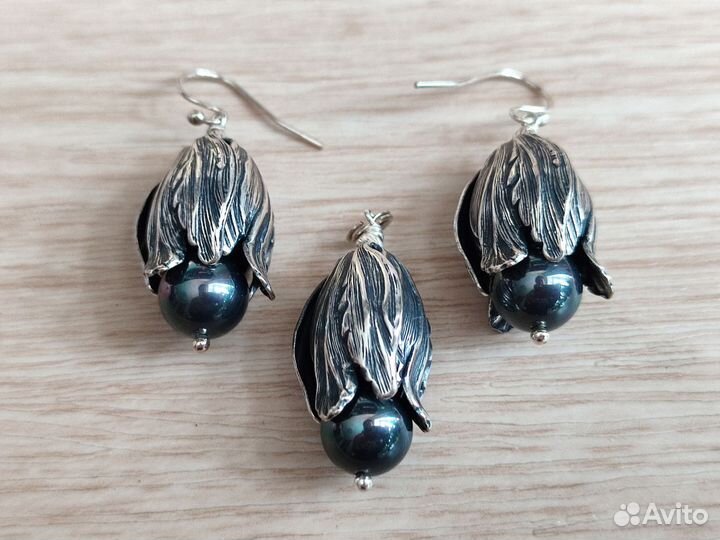 Серьги и кулон с перламутром 2 комплекта