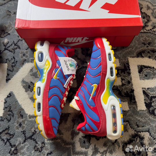 Кроссовки Nike Air Max Plus