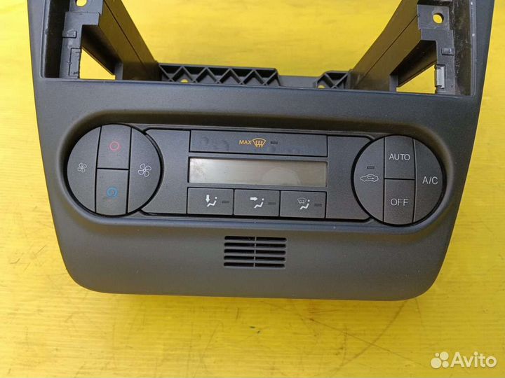 Ford Fusion накладка консоль центральная