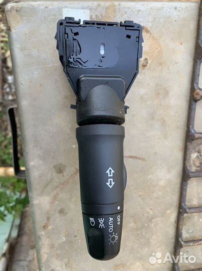 Подрулевой переключатель nissan tiida c11