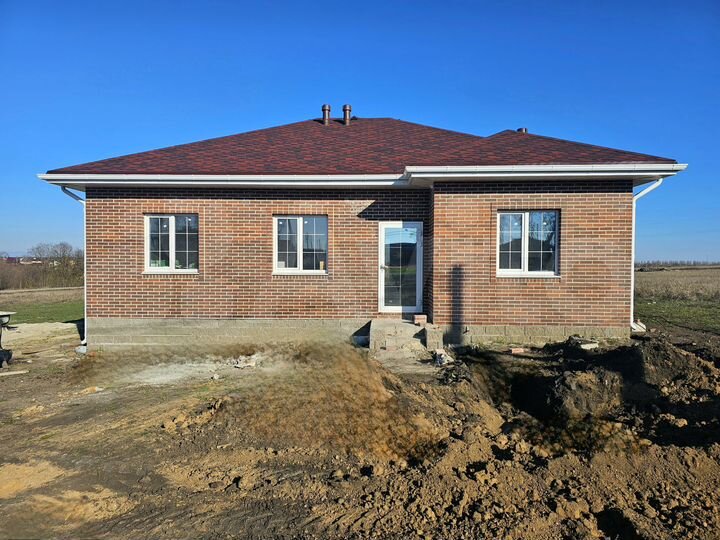 Дом 100 м² на участке 10 сот.