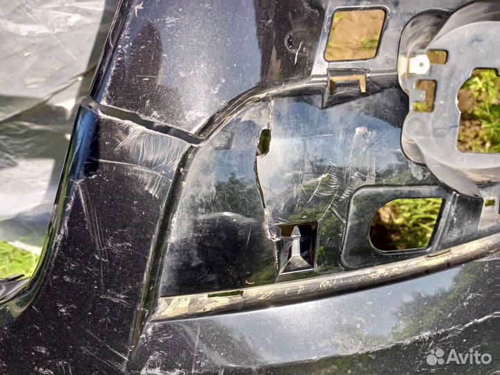 Бампер передний peugeot 3008