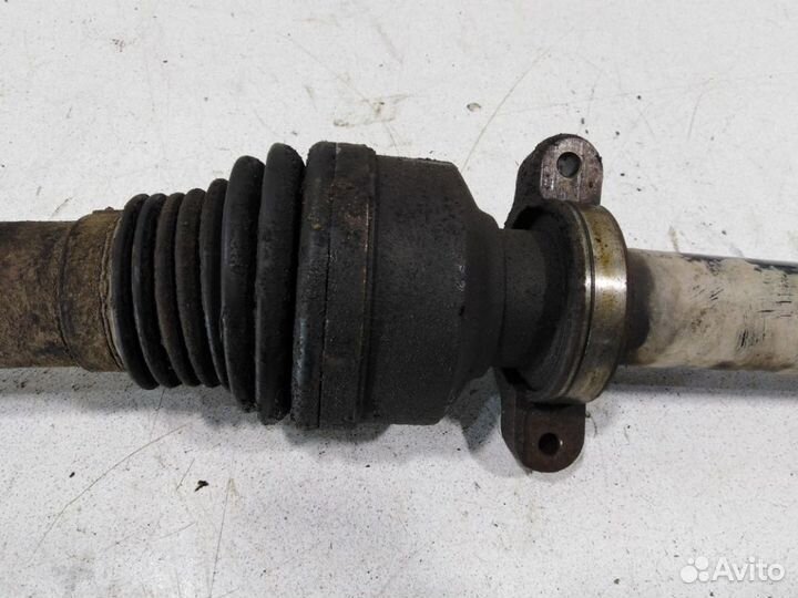 Привод передний правый 36012420