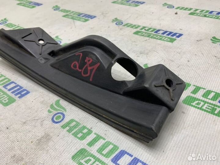 Кронштейн бампера передний левый Volkswagen Touran