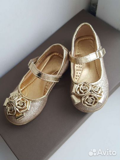 Платья 86-92 туфли 23р