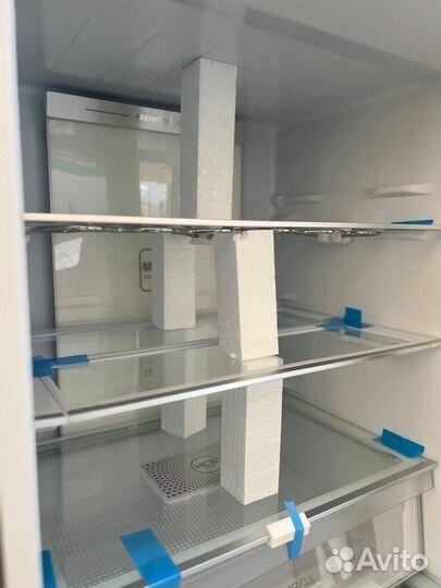 Холодильник Haier C4F744CMG (хр)