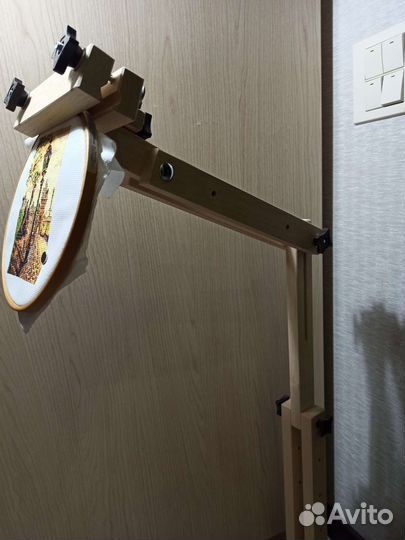 Станок для вышивания напольный