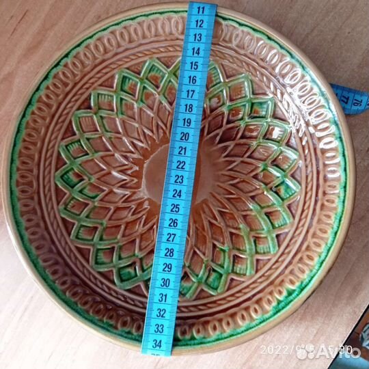 Тарелки керамика и фарфор