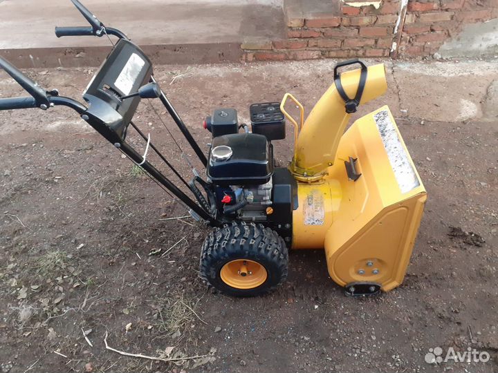 Снегоуборщик бензиновый самоходный бу