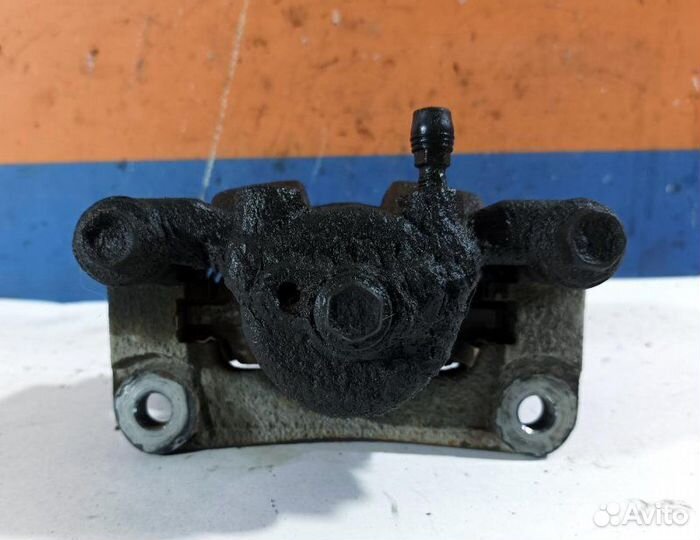 Суппорт тормозной задний правый Infiniti Ex/Qx50