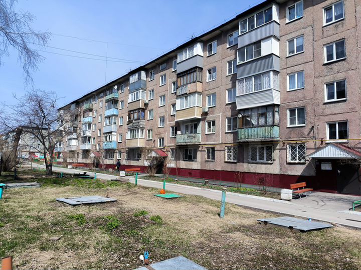 2-к. квартира, 43,8 м², 1/5 эт.