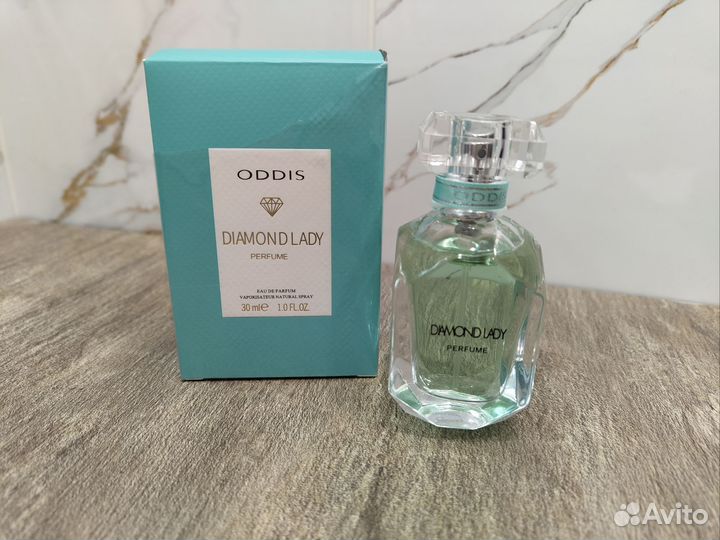 Новая женская туалетная вода