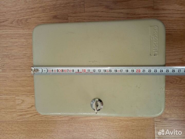 Ключница металлическая 60 ключей