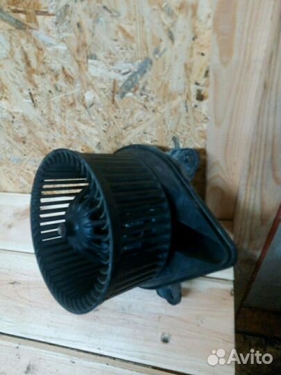 Моторчик печки Рено Трафик оригинал