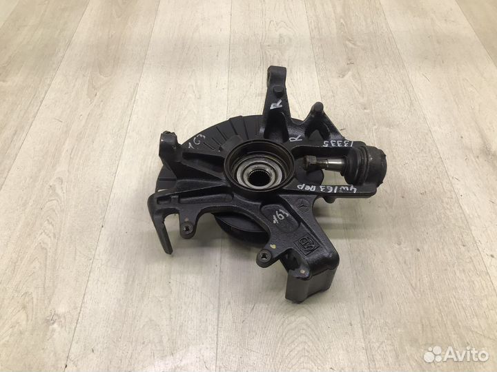 Кулак поворотный передний правый Mercedes ML w 163