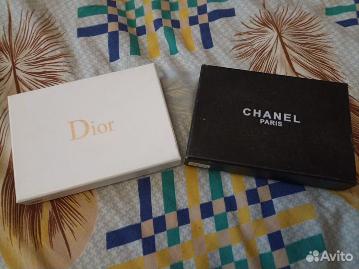 Чехлы для iPhone 5s dior и chanel paris
