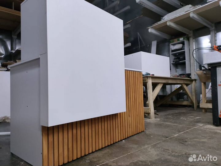 Стойка ресепшн Woodis №5