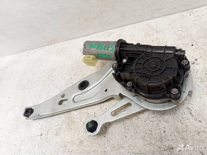 Моторчик замка багажника