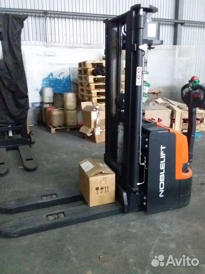 Штабелер самоходный noblelift PS16L TX FFL (4000)