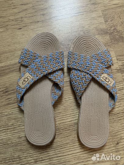 Шлепанцы Ugg