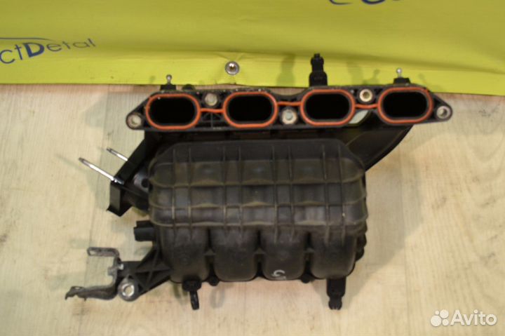 Коллектор впускной Аурис 15 Королла 15 Ярис Матрик