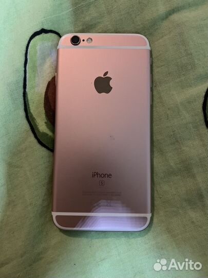 Телефон iPhone 6s