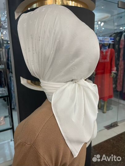 Новые платочки мк; лв, гуччи, шанель,диор 95/95